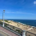 Seafront Beachroom